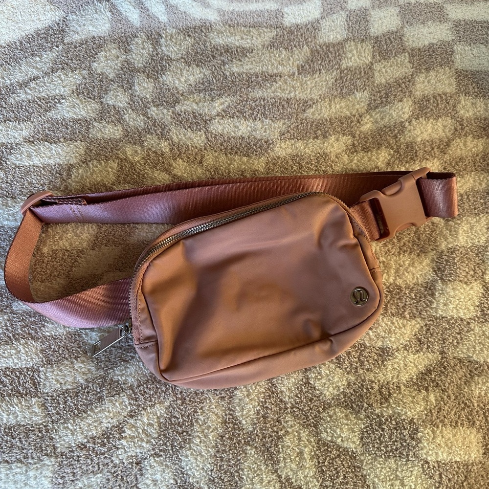 Lululemon Belt Bag